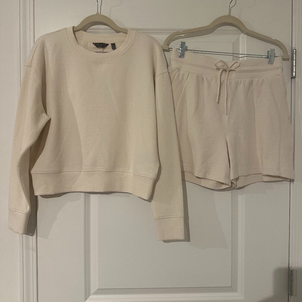Danskin Cream Crew Neck Sweater